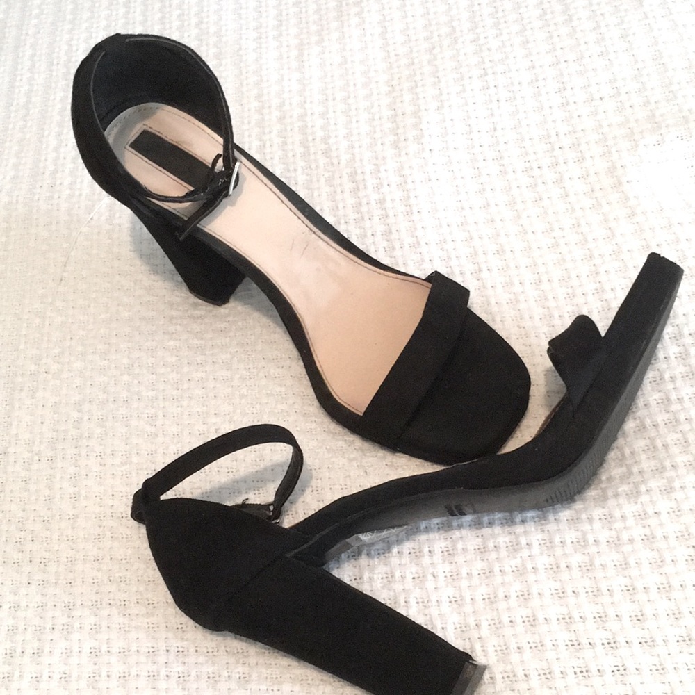 Forever Heels Chunky Block High Womens Open Toe black Suede Sandals Strap Ankle